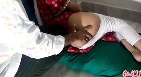 Rendez-vous secret des médecins avec un adolescent amateur indien 2 minute 20 sec