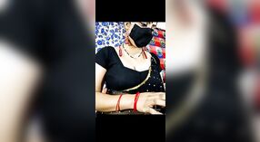 Vidéo privée d'une femme mariée indienne de sa séance de plaisir en solo 2 minute 40 sec