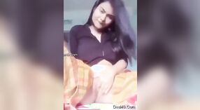 Video eksklusif saka Bangladeshi mesum sing ngumumake wilayah intim sing ana ing webcam 2 min 00 sec