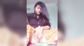 Exclusive video of a horny Bangladeshi girl revealing her moistened intimate area on webcam 0 min 50 sec