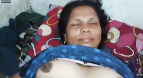 Desi mom in steamy movie scene 1 min 40 sec