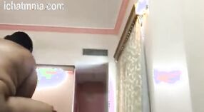 Desi aunty gets lucky with a hot Indian stud 3 min 20 sec