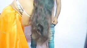 Famiglia sesso in Hindi xxx video con Gharati Mai e Choda Chodi 3 min 40 sec