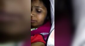 Communiqué exclusif-Rencontre romantique et sexuelle des agents de village indiens avec une femme locale 0 minute 0 sec