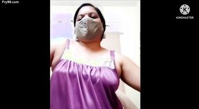 Divya from Maharashtra performs a risqué show on webcam with provocative dance moves and explicit verbalization 0 min 30 sec