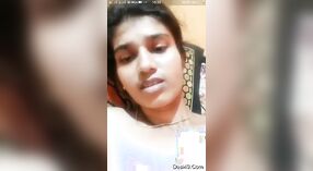 Heute Highlight: Indian Girl stellt ihre Brüste und Genitalien in Webcam Teil 4 zur Verfügung 2 min 40 s