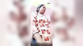 Indian housewife reveals her big breasts during video call 0 min 0 sec